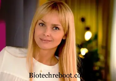 Izabella Scorupco Net Worth, Age, Height, Family , Biography , Facts